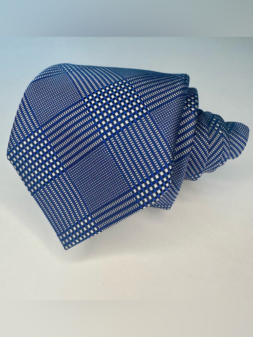 Untipped DAVID DONAHUE Navy and Royal Blue Plaid Silk Classic Tie, 3.25” - Picture 6 of 6